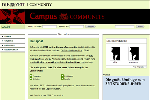 A webpage from DIE ZEIT Community showing a login section, forum links, new members, and a survey announcement.
